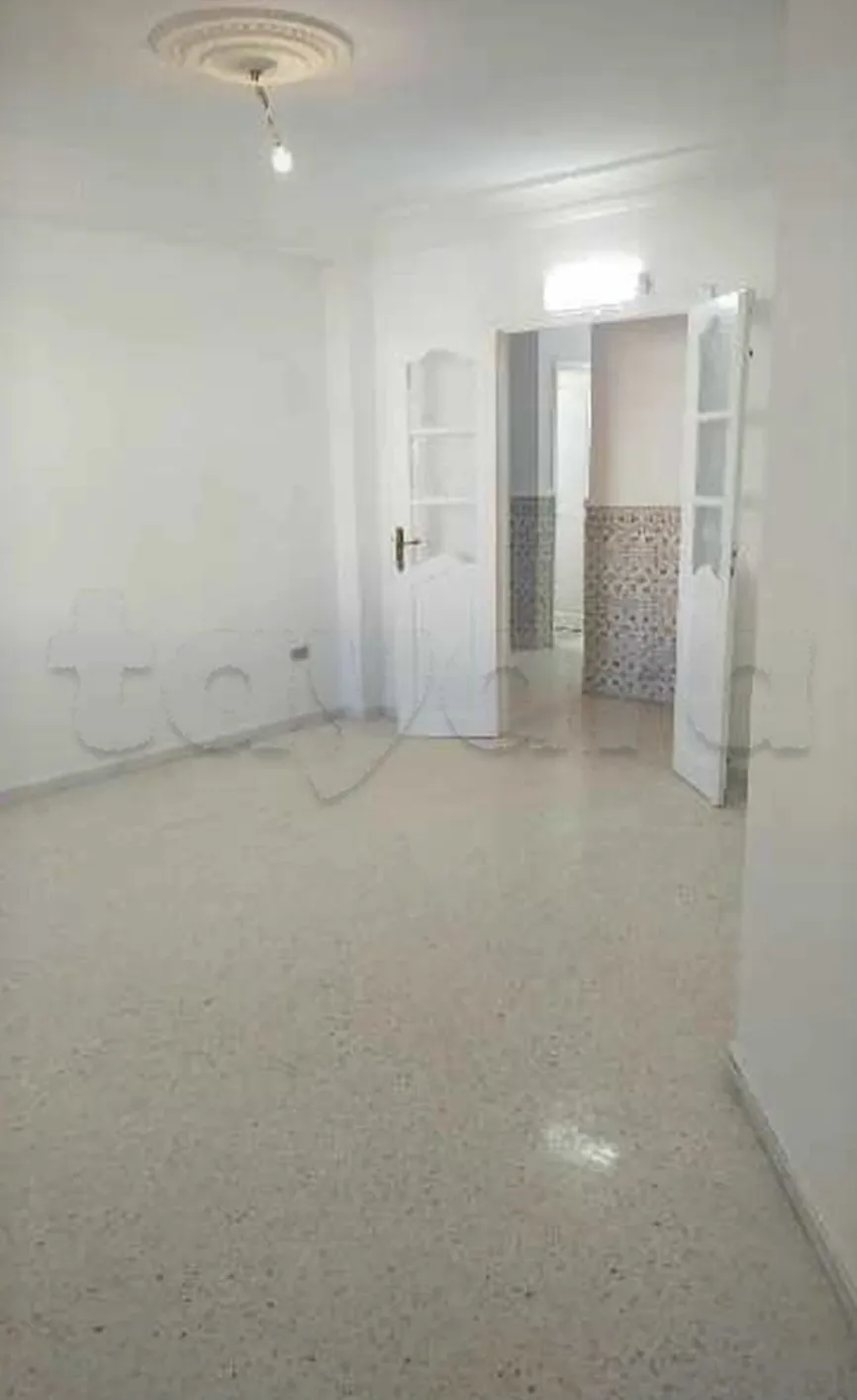 Location S3 vide Ă  Ennasr 2