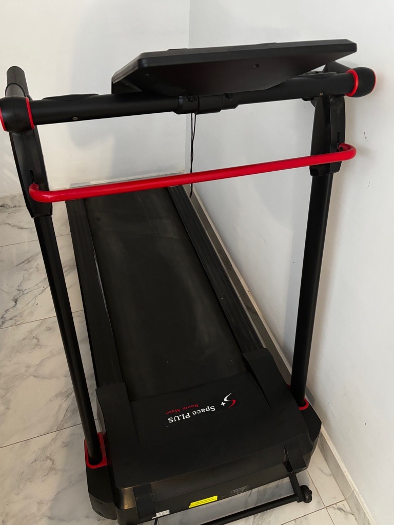 Tapis de course Space Plus / Room Mate – Neuf, presque jamais utilisé