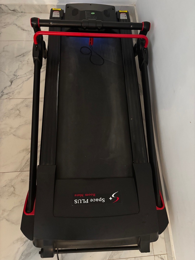 Tapis de course Space Plus / Room Mate – Neuf, presque jamais utilisé