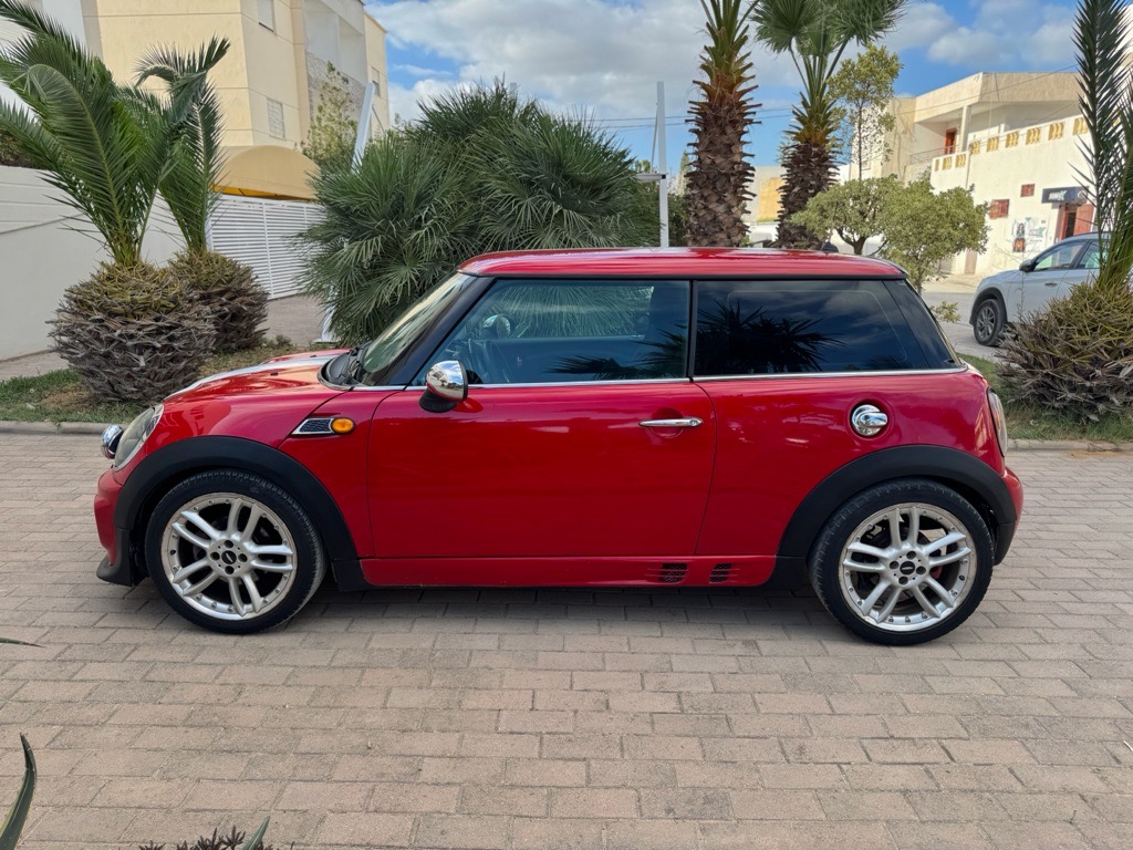 MINI JOHN COOPER WORKS 