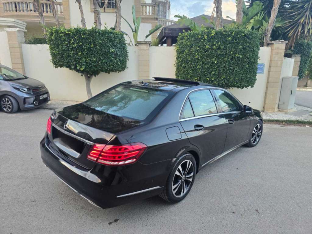 đ Mercedes E200 2015 đ đ on accepte l Ă©change des voitures