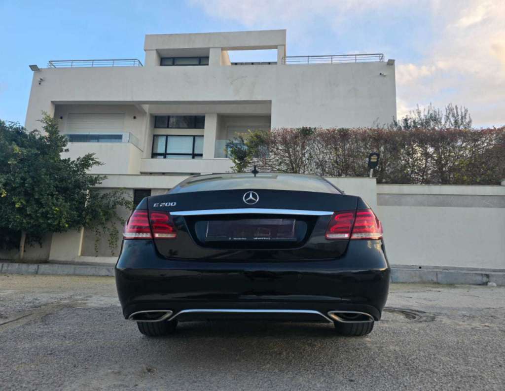 đ Mercedes E200 2015 đ đ on accepte l Ă©change des voitures