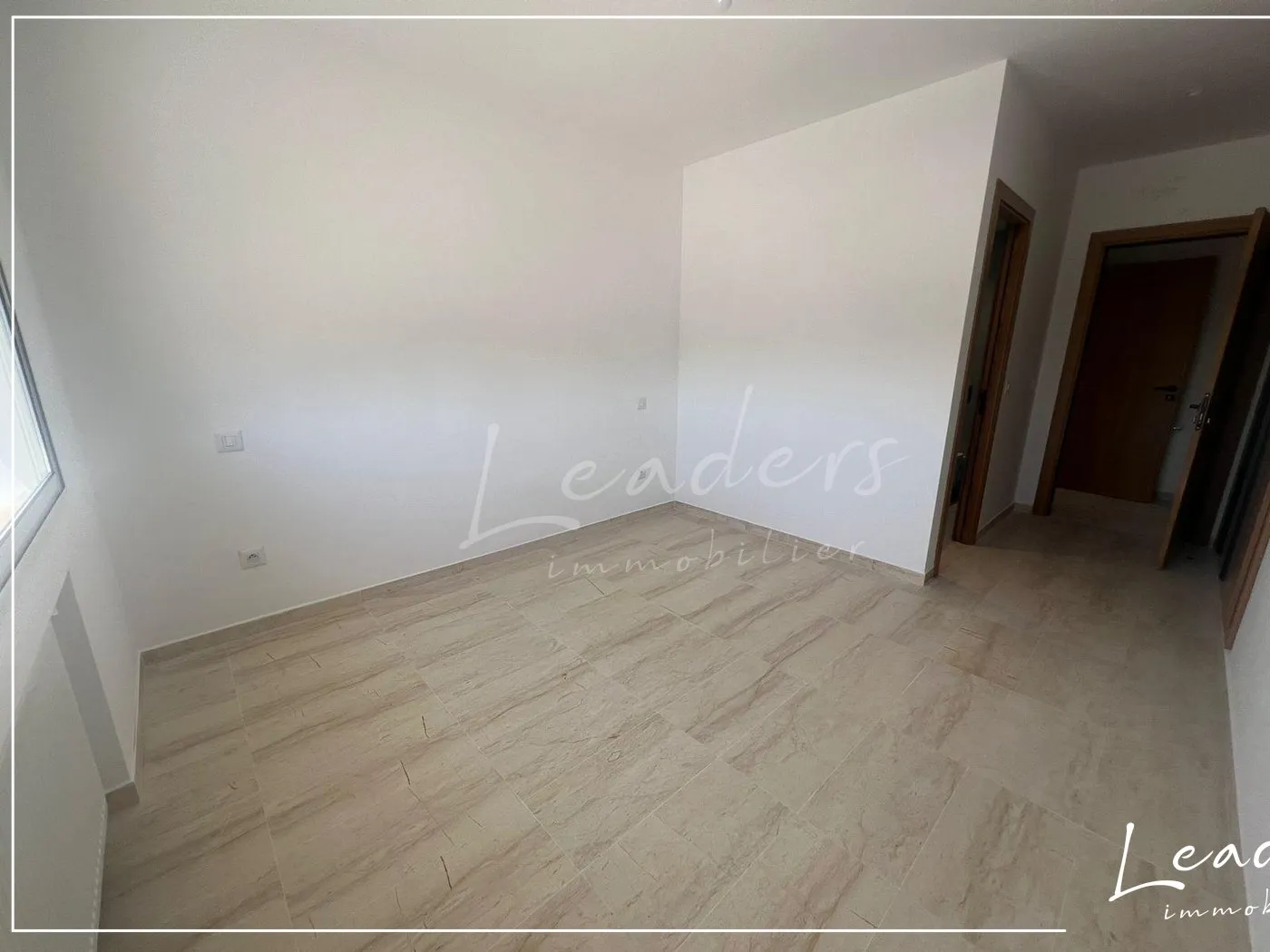 🏡 Appartement S+2 Haut Standing à La Soukra – Neuf, Prêt à Vivre ! 💥