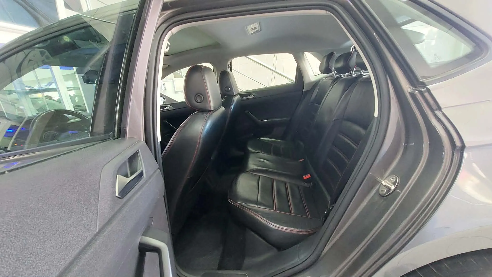 Volkswagen Polo 2021 - Km 55 mille - Tel 98479647