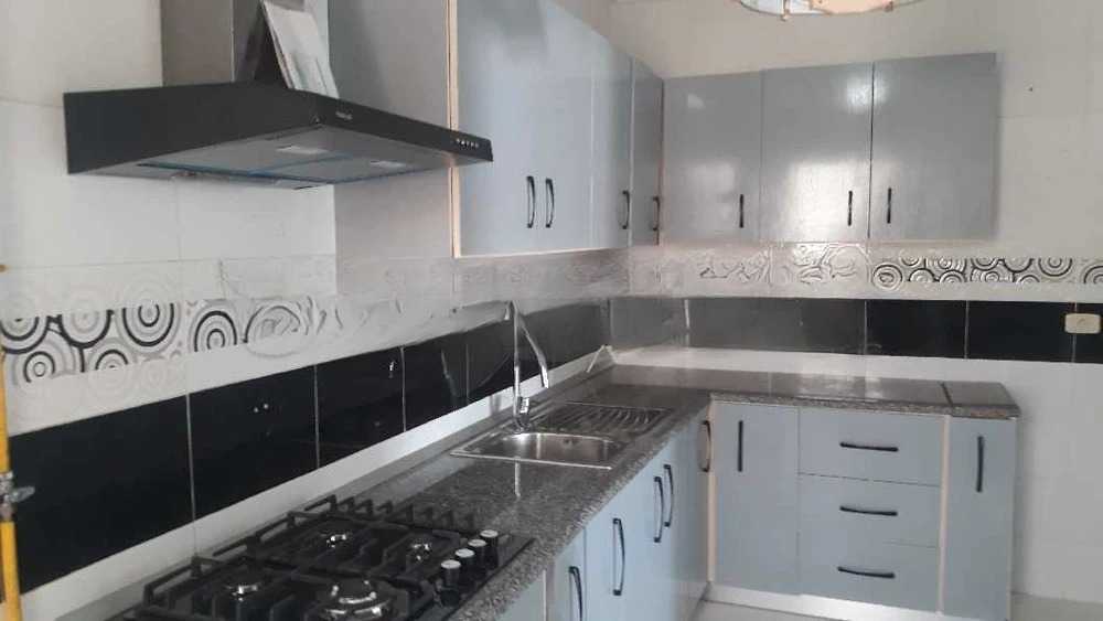 A louer appartement S+2 au deuxième étage située a khzema 