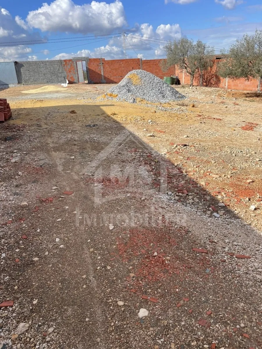 Terrain clôturé de 910 m² avec vue de mer à Hammamet Sud à vendre 51355351