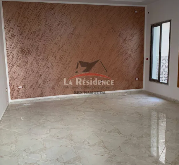 Maison indépendante à vendre à Bizerte 