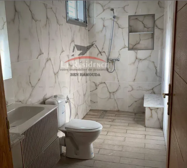 Maison indépendante à vendre à Bizerte 