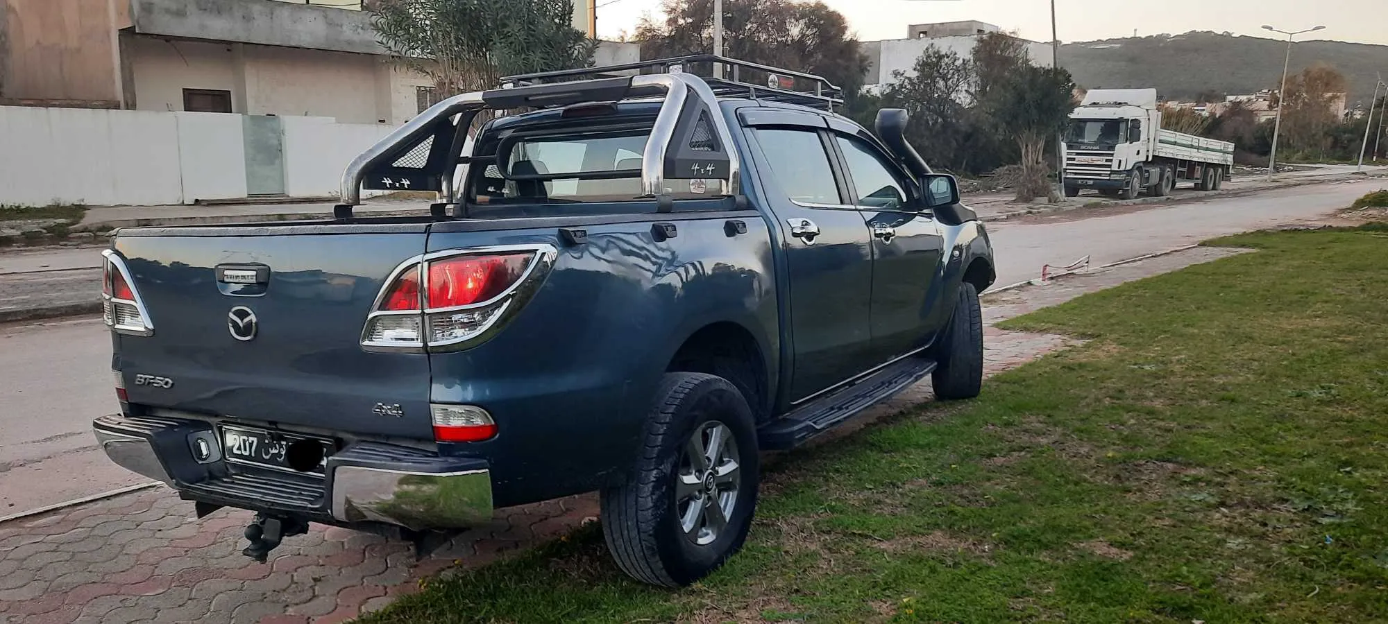 Mazda bt50 etat neuve préparer 4x4 fin 2018 Tl:284316=2