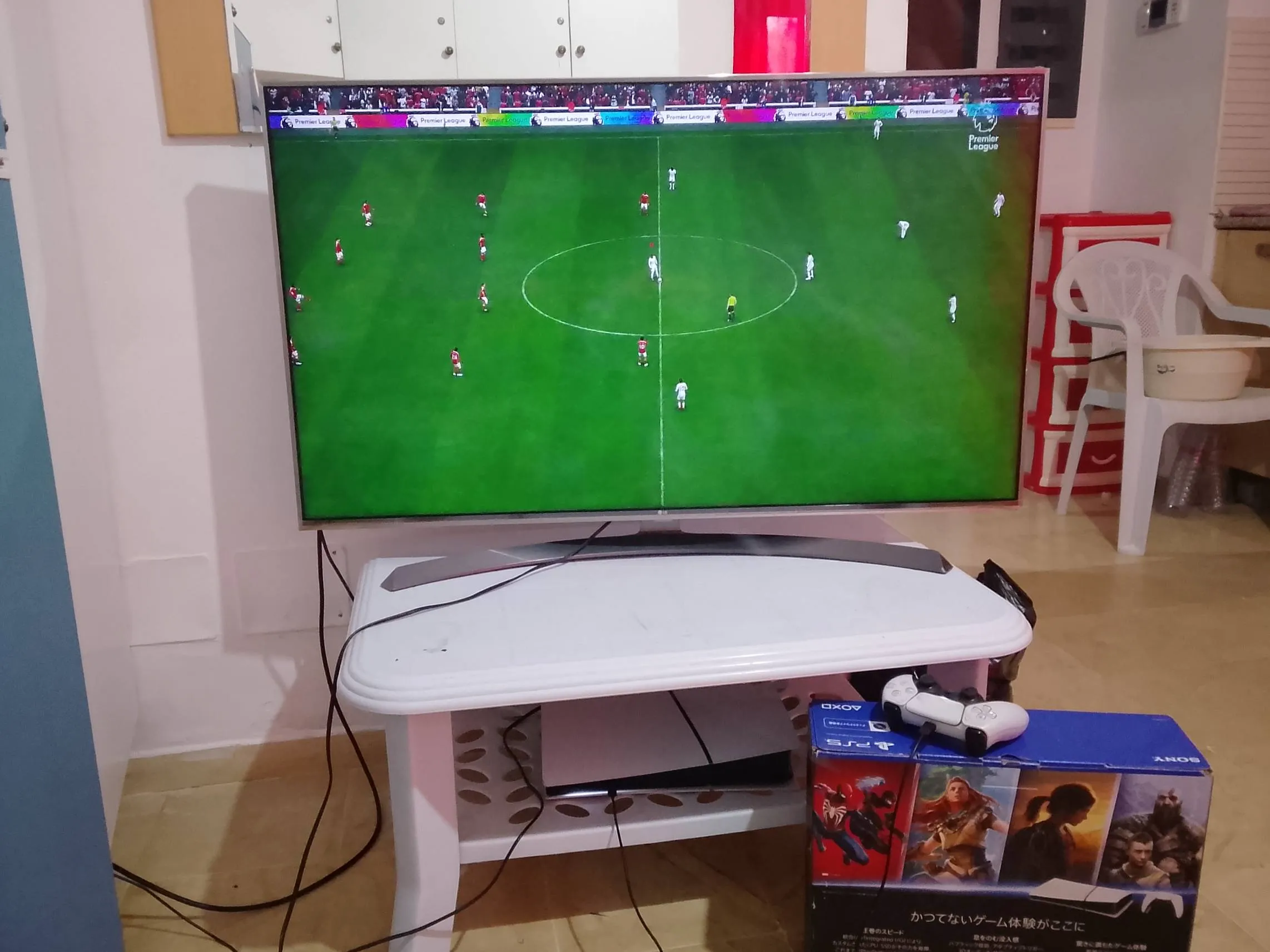 PS5 a vendre avec une manette prix 1300 mawjoud f soussa 50858251