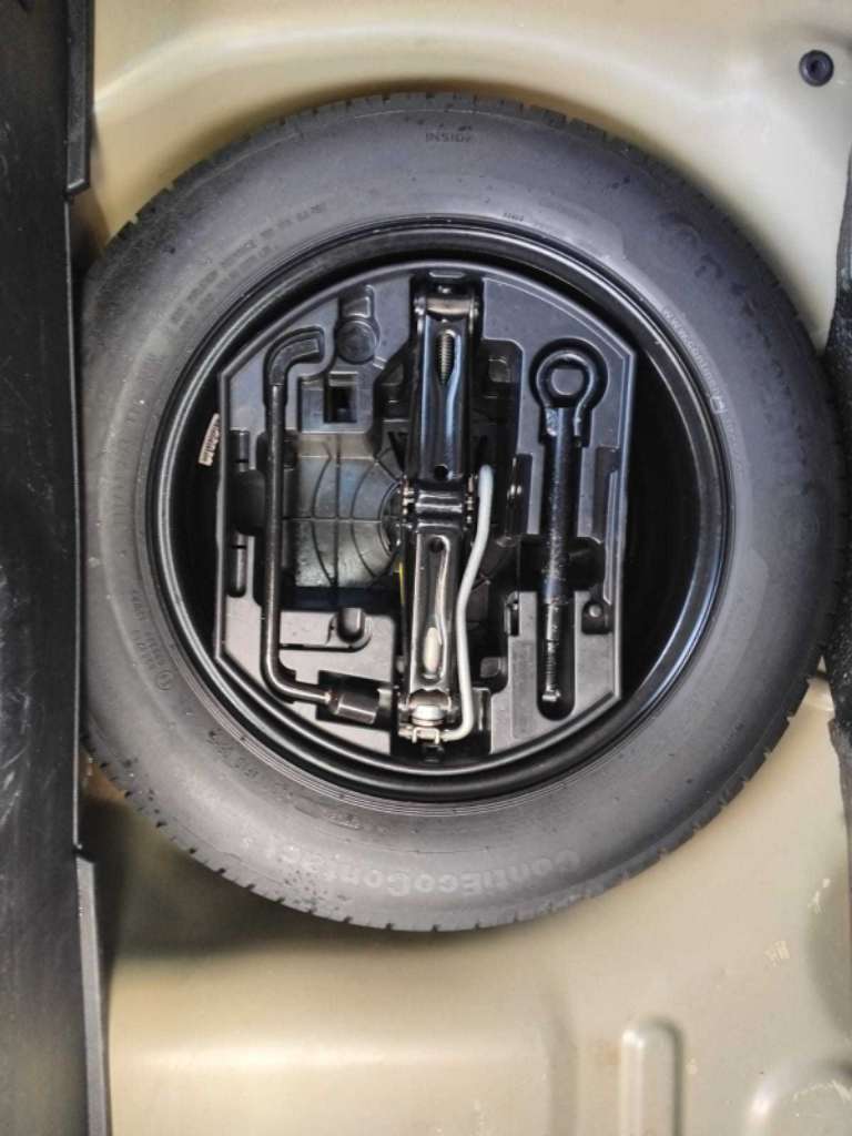 PEUGEOT 208 SÉRIE SPÉCIALE CITY TRÈS PROPRE