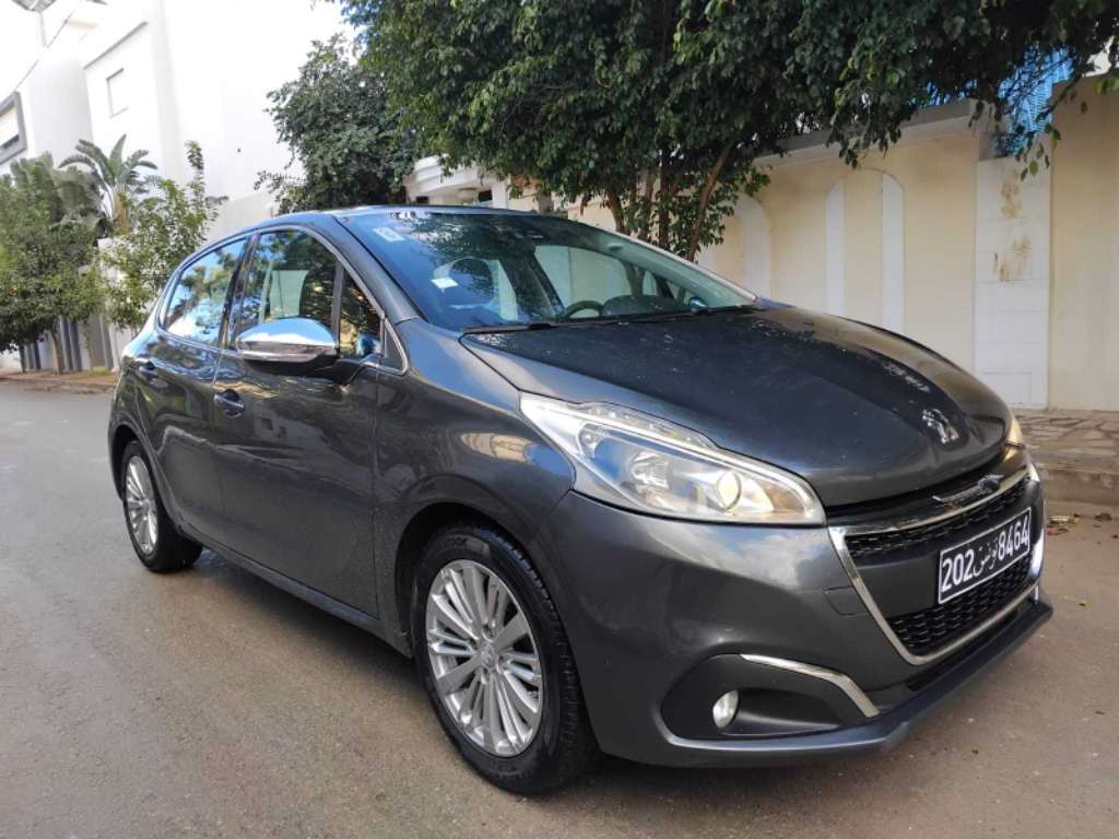 PEUGEOT 208 SÉRIE SPÉCIALE CITY TRÈS PROPRE