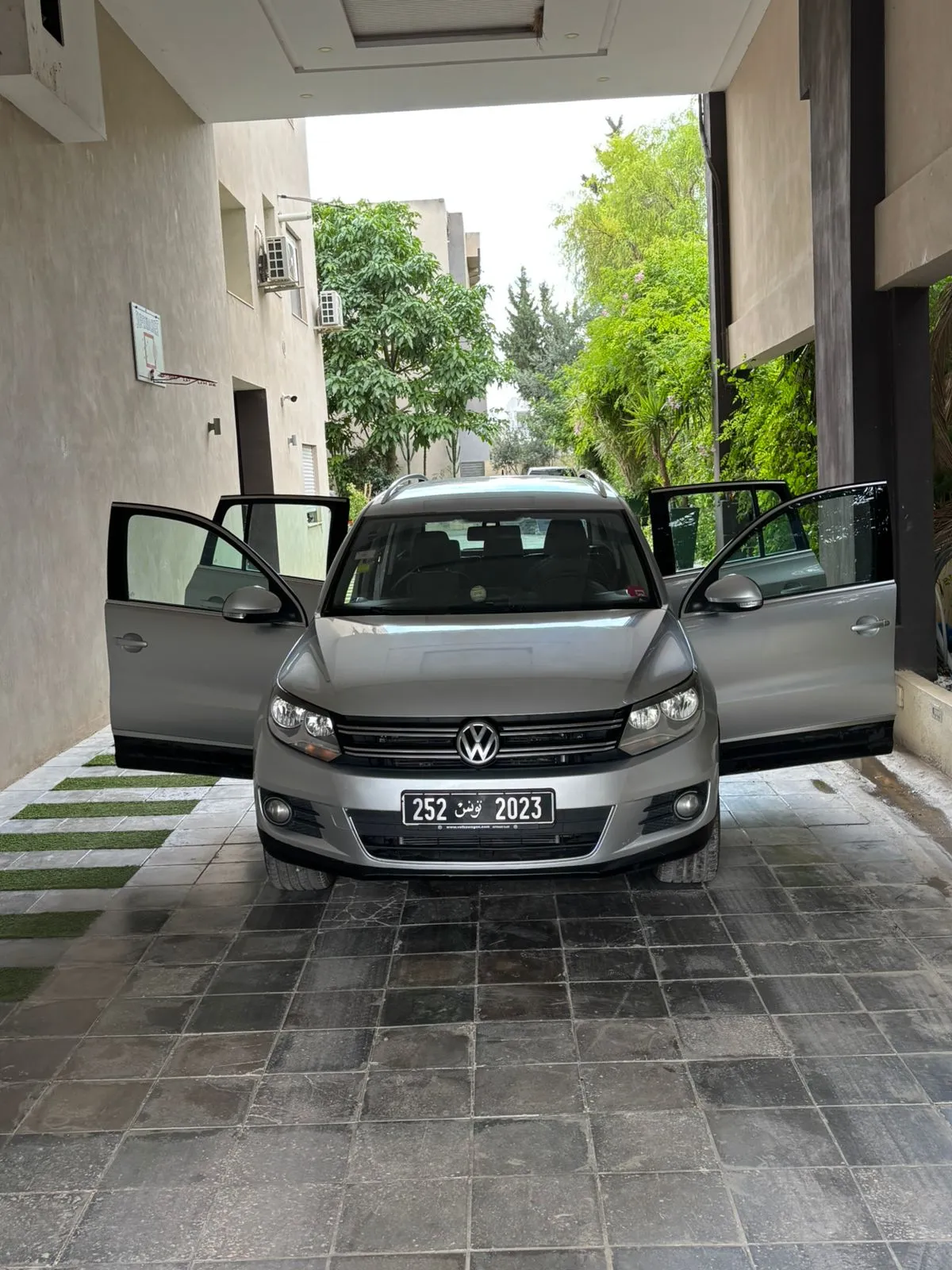Volkswagen Tiguan 2014 – Essence 2.0 – Full Options – Gulf Specs