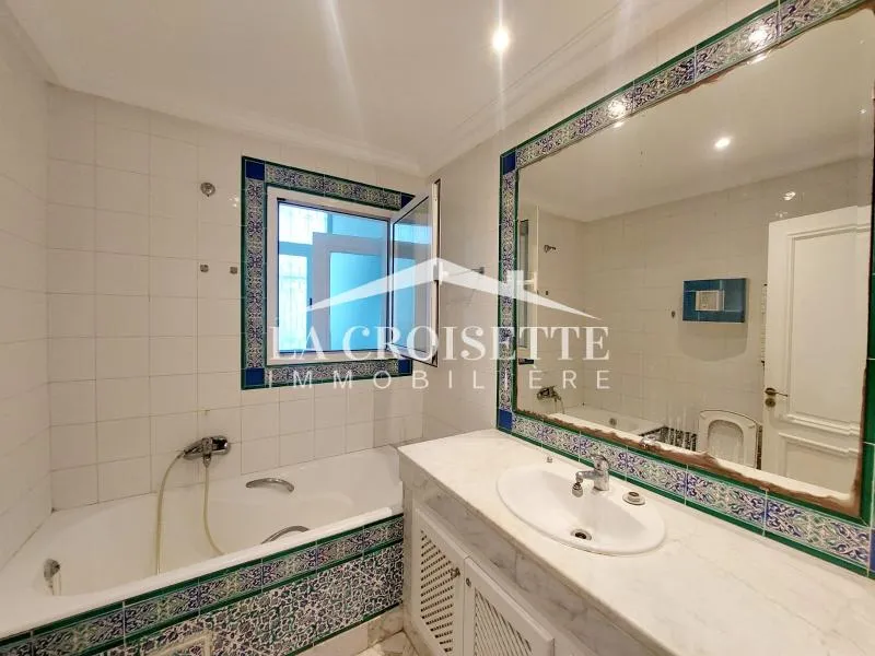 Appartement s2 vue sur mer à La Marsa MAL2072