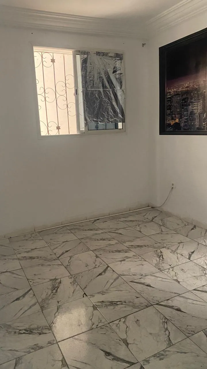 un bureau au 1ère étage situé à MANAR 2