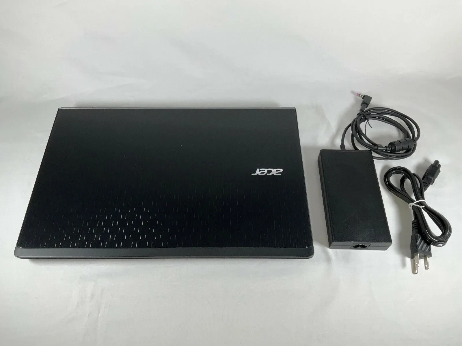 Acer Core i5 8Go ddr4 GTX 950m 4Go SSD256Go