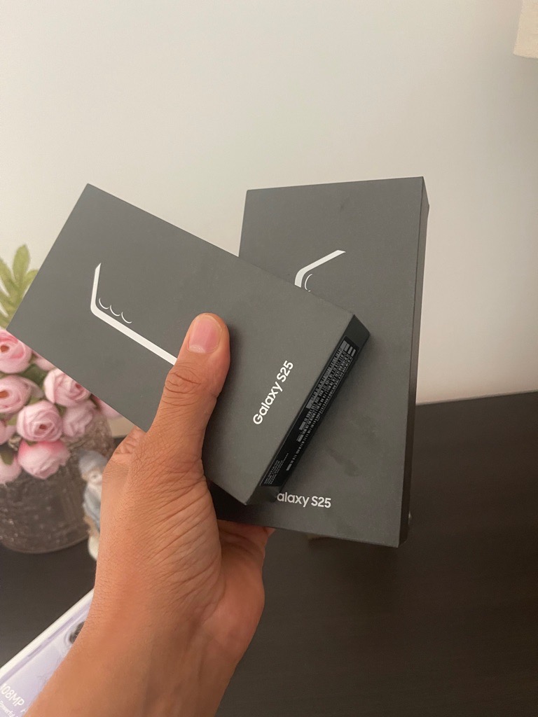Samsung s25 128G/256G cacheté