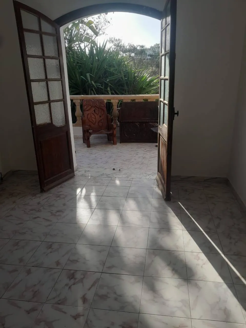 jolie etage de villa s+4 a louer 