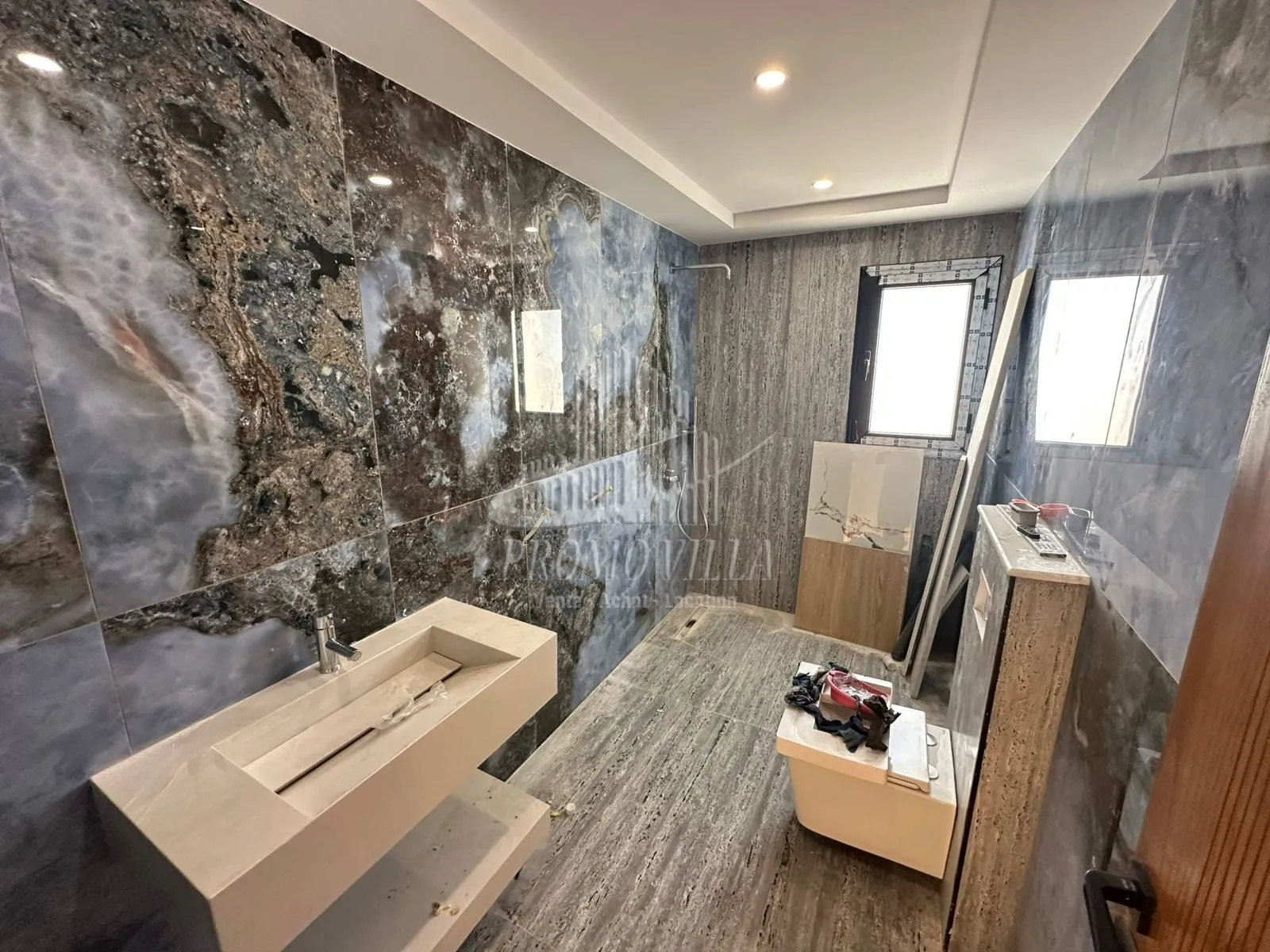  une charmante villa de style moderne 