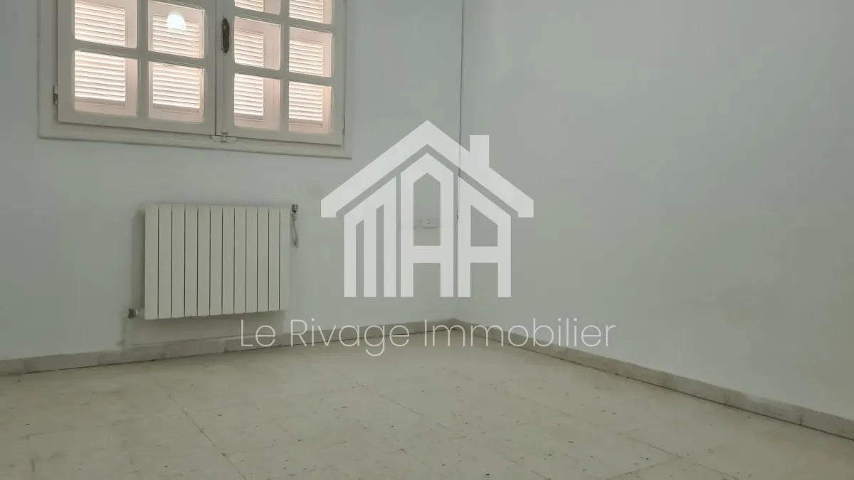 un étage de villa