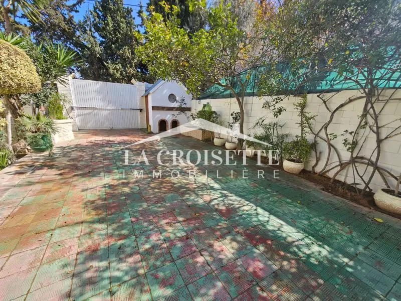 Villa s4 avec piscine à La Soukra MVV0426