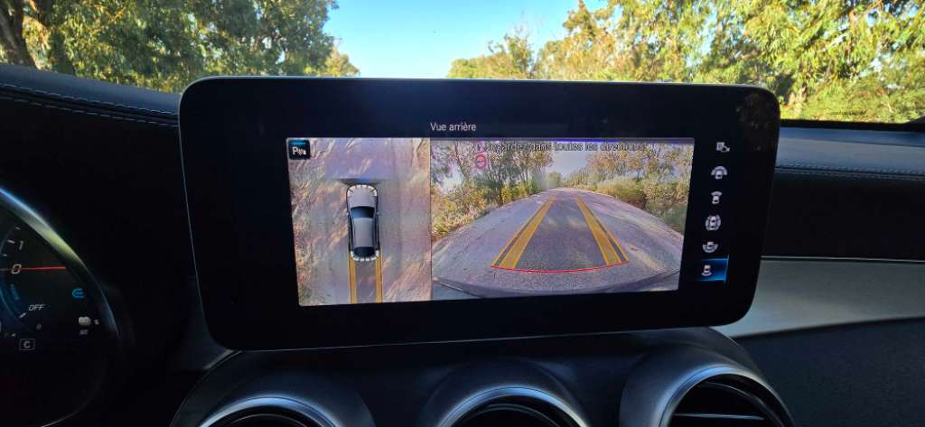 Une belle mercedes glc 300 e essence hybrid full état importée de allmagne fin serie