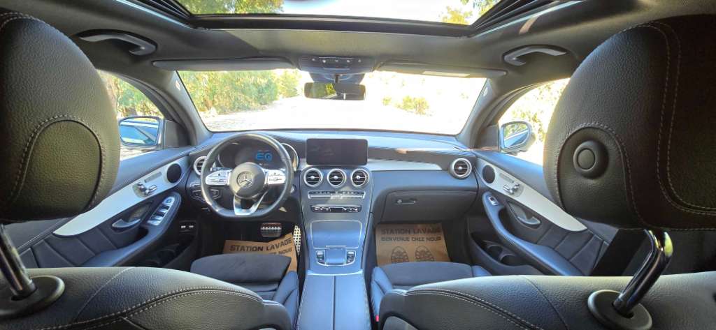 Une belle mercedes glc 300 e essence hybrid full état importée de allmagne fin serie