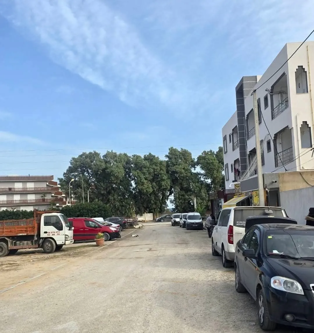 Terrain constructible 248 m² et 300 m² chatt_mariem