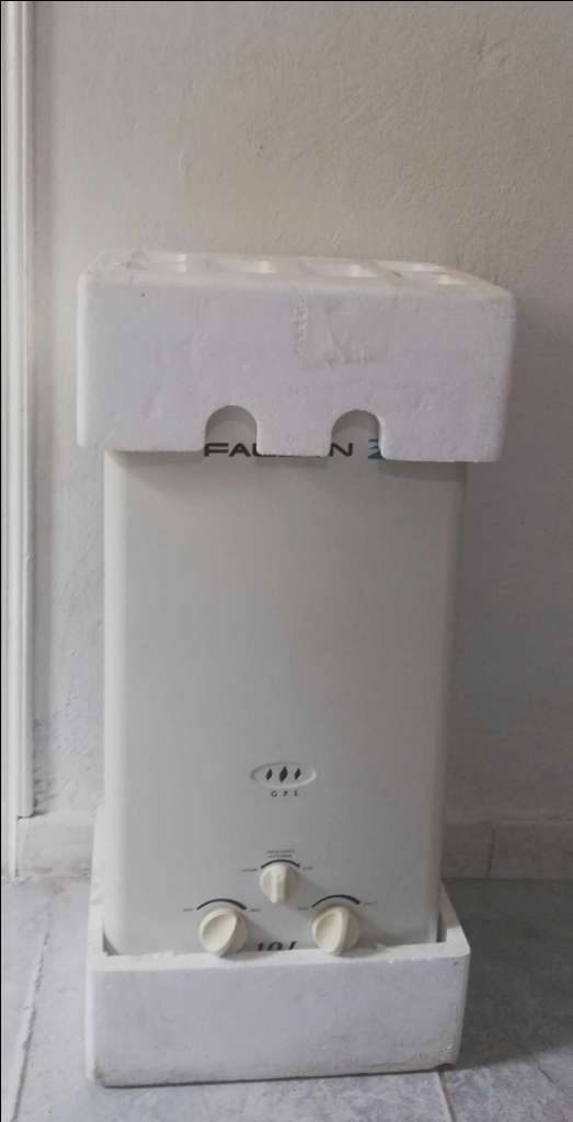 Chauffeau 10 litres ممكن التوصيل 