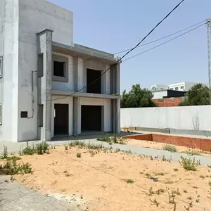 villa de 700m à hammamet sud 99202001