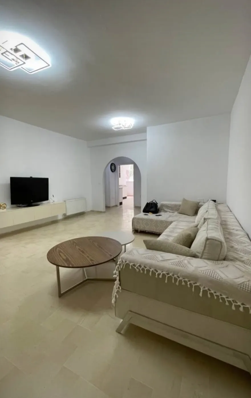 Location S3 meublé à Cité Les Palmiers 