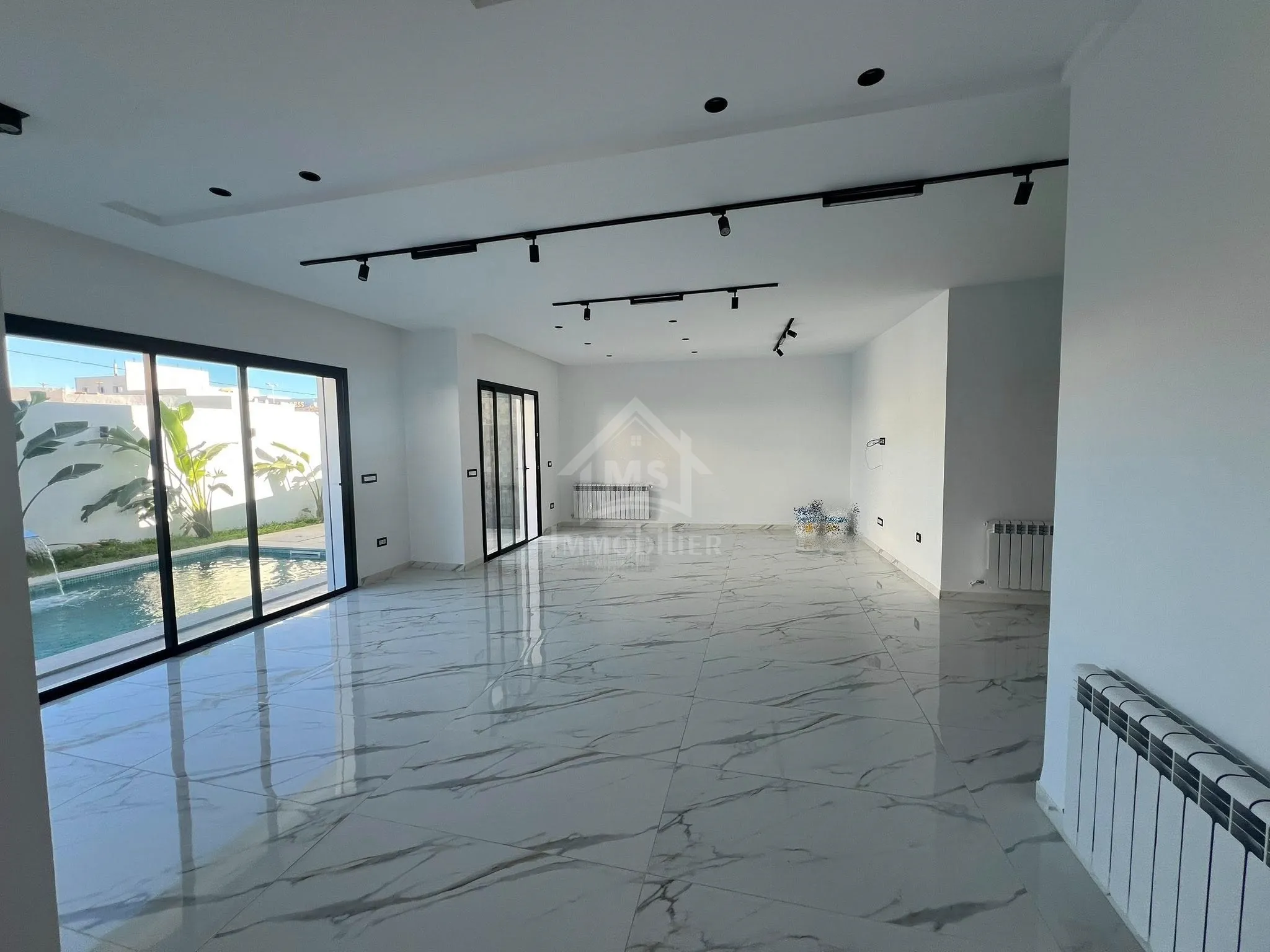 Un triplex avec piscine à Hammamet Nord à vendre 51355351