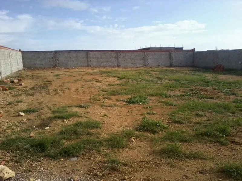 Terrain clôturé de 628 m² à vendre à Mhamdia