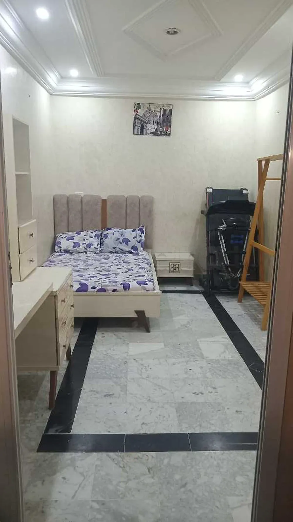 étage villa s+2 meublé situé à Menzah 8