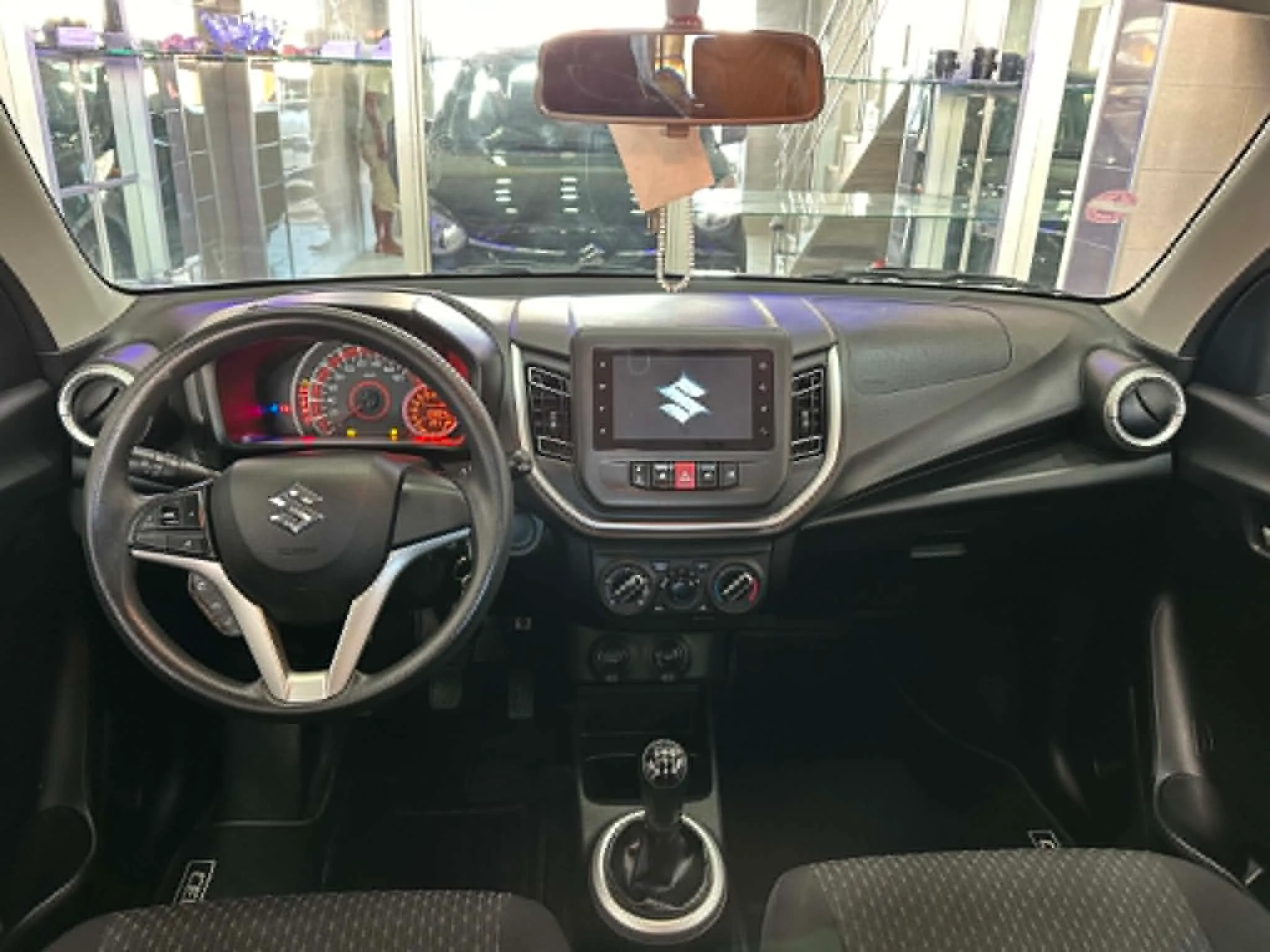 SUZUKI CELERIO PREMIÈRE MAIN km 20 MILLE -TEL98479647 