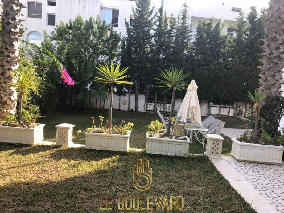 A Louer Villa Duplex S+5 Avec Jardin Située dans la résidence ‘jinene al andalous ‘, Yasmine Hammamet