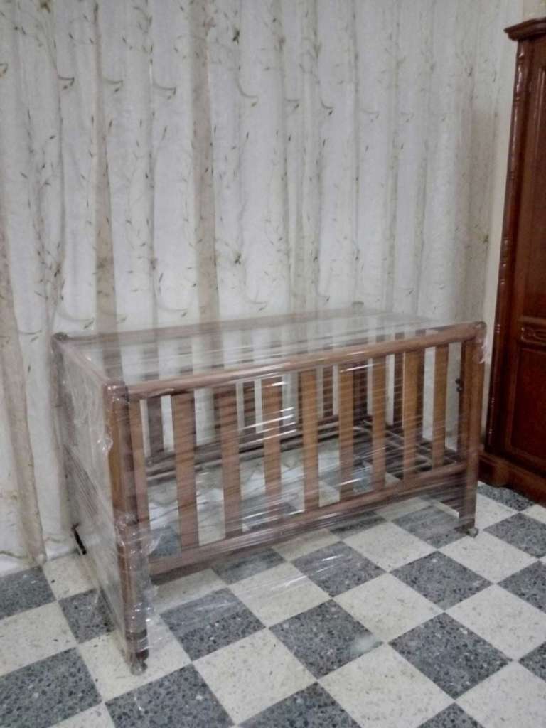 Lit bébé importé italien 🇮🇹 a vendre à mahdia ☎️ 94013109