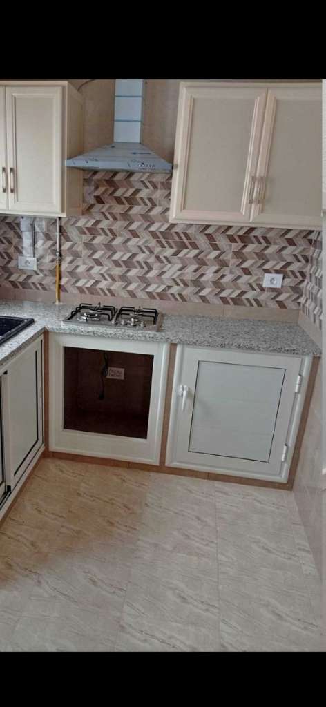 A louer appartement au deuxième étage situé à hamam sousse  BHAIR 