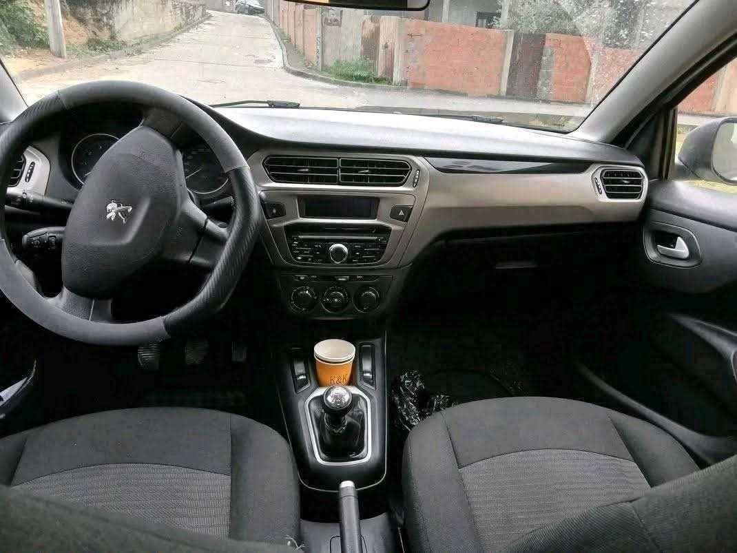 PEUGEOT 301 PREMIÈRE MAIN TRÈS PROPRE 