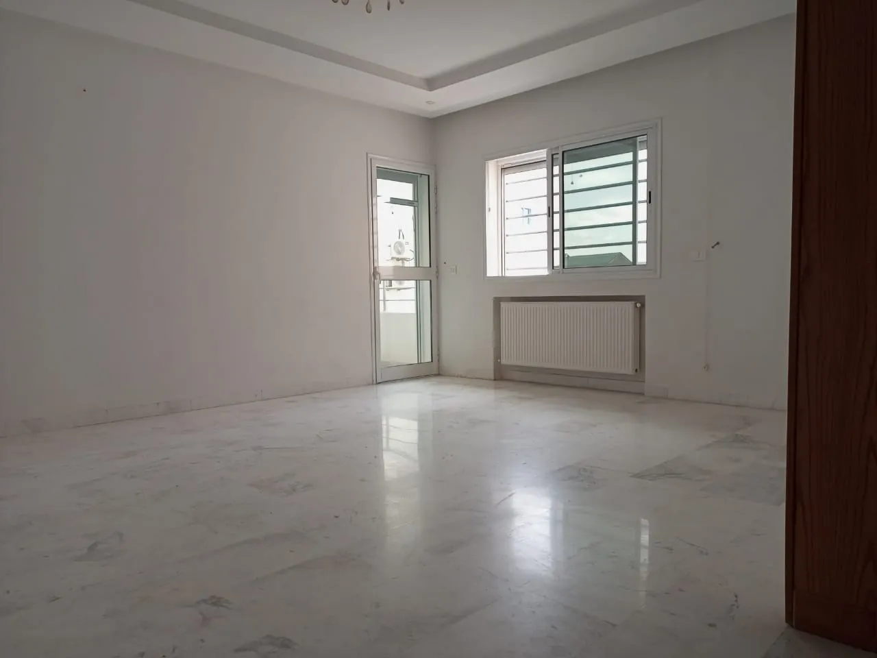 Appartement S+3 A Louer La Soukra