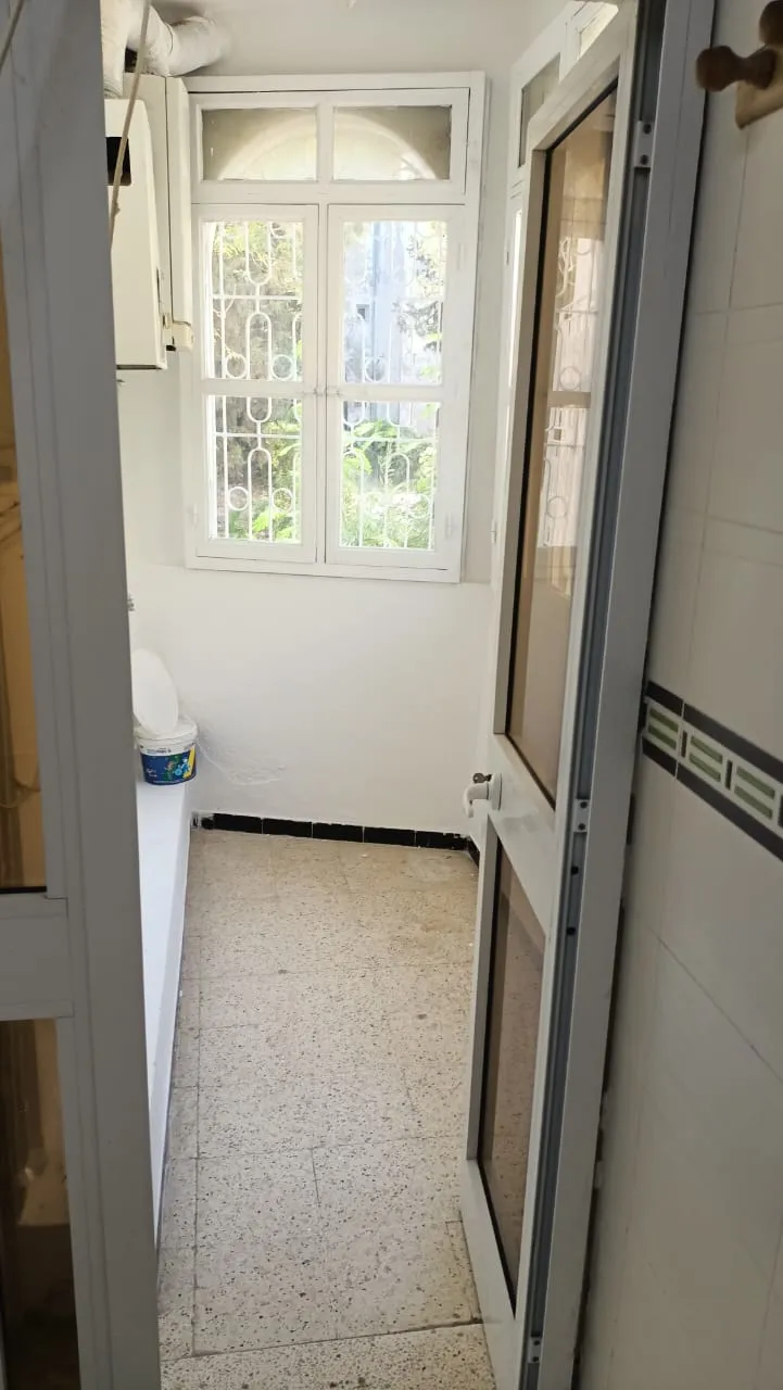 un spacieux appartement s+3 au rdc a vendre entre Omrane Supérieur Et Manar 1