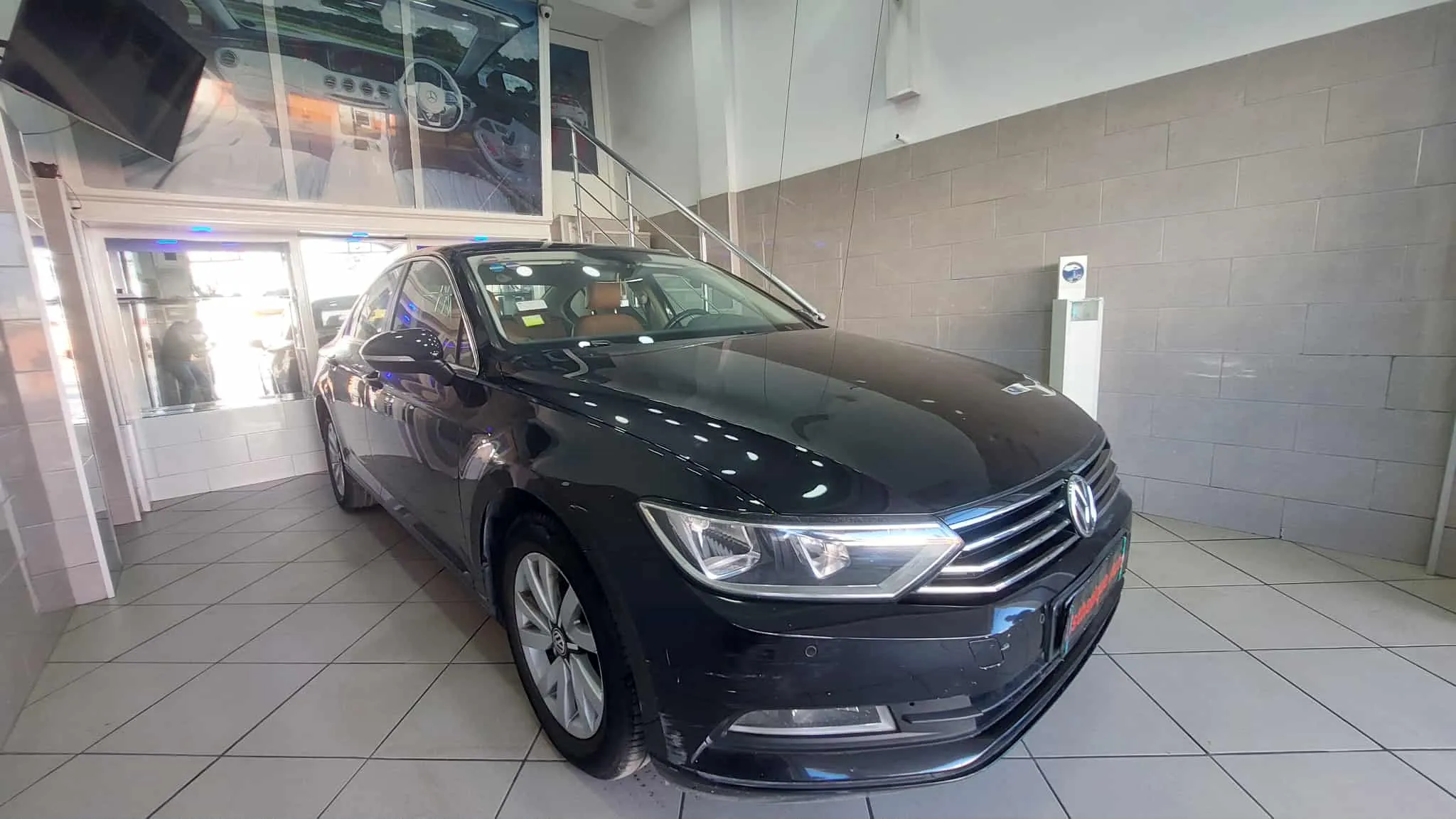 Passat 1.4-2017-Tel 98479647-21140009