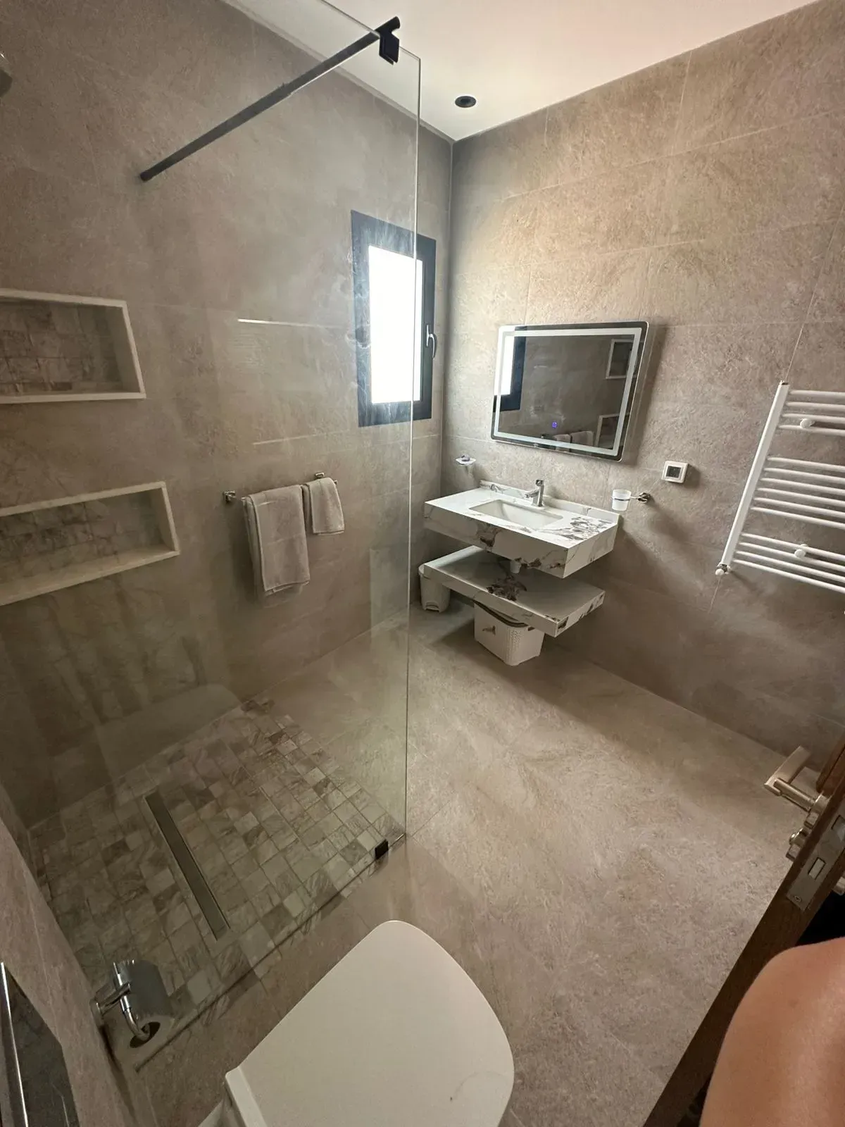 Villa de luxe à vendre – Double façade – Chatt Meriem