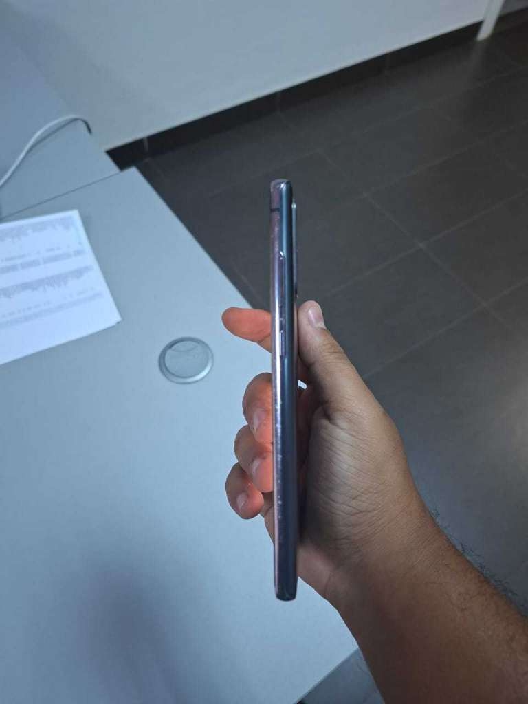 Samsung Note 20 ( 8/256go)