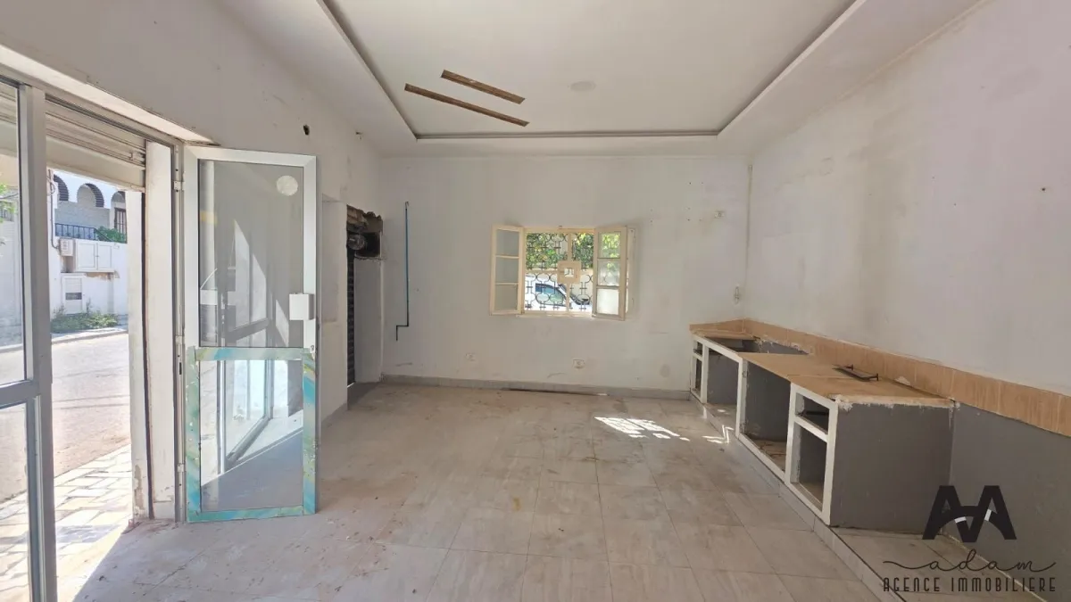 Local commercial de 30m² à louer - Dar chaaben