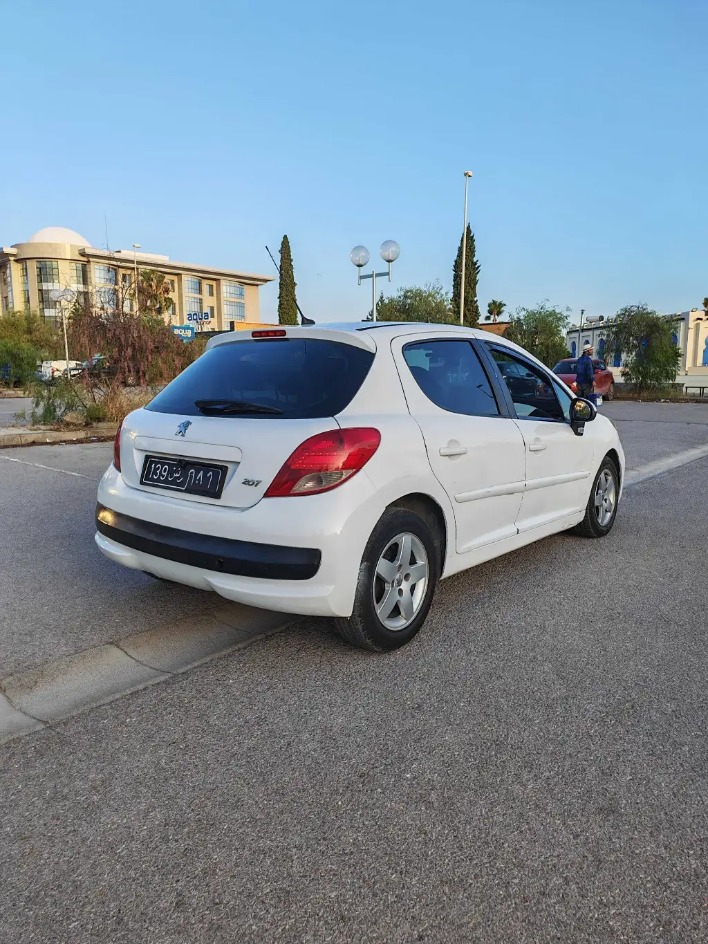 Peugeot 207 1.4 16v 90 ch – 6 CV