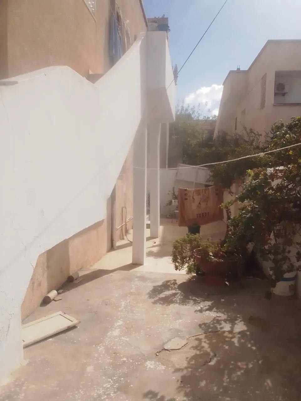 Villa a vendre (RDC et 1 ére Etage)