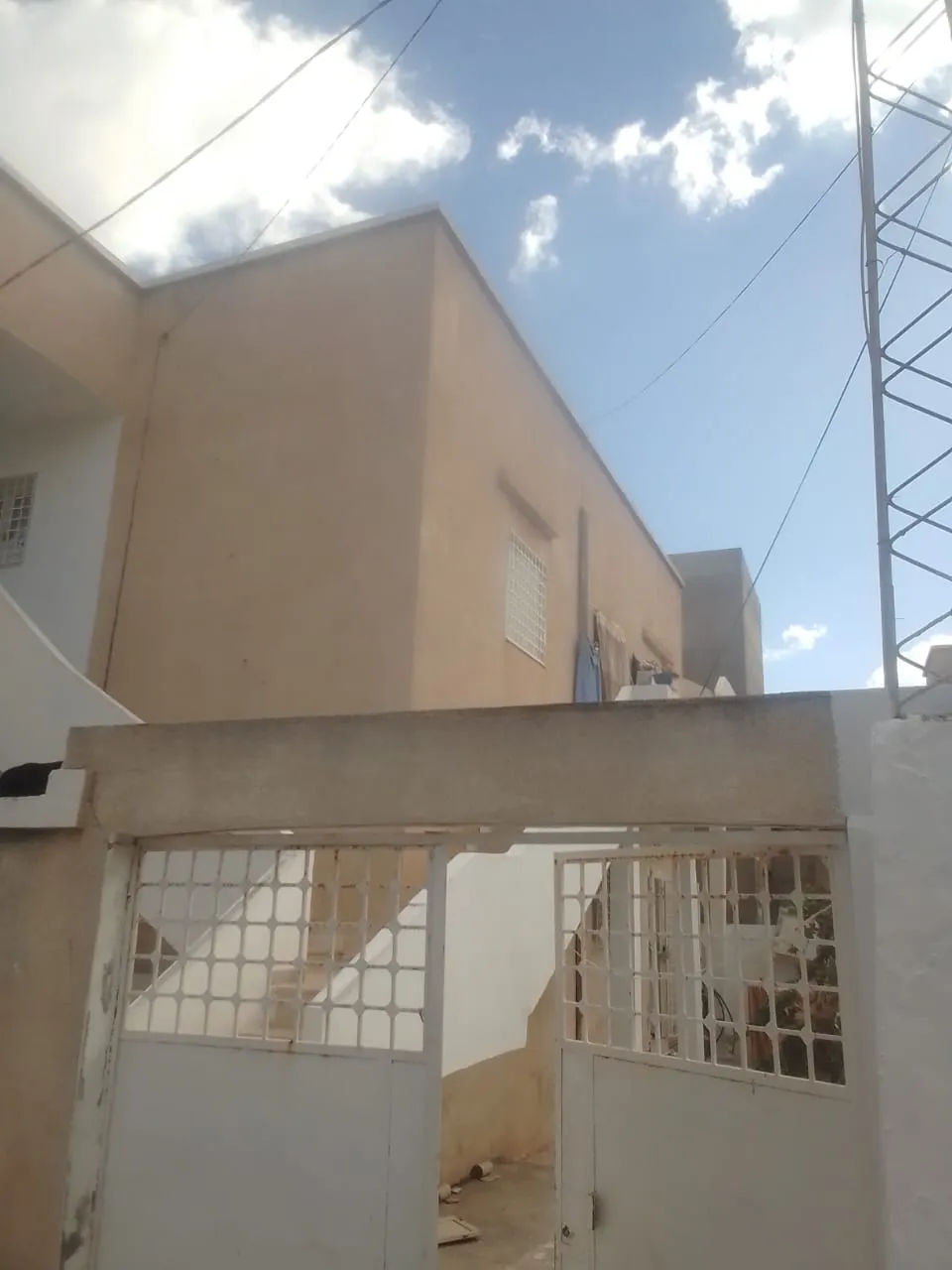 Villa a vendre (RDC et 1 ére Etage)