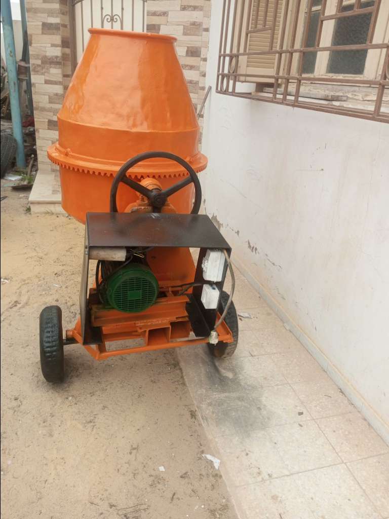 bétonnière tél : 20343063