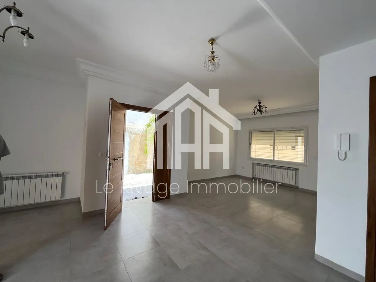 un duplex S3 à kheireddine le kram